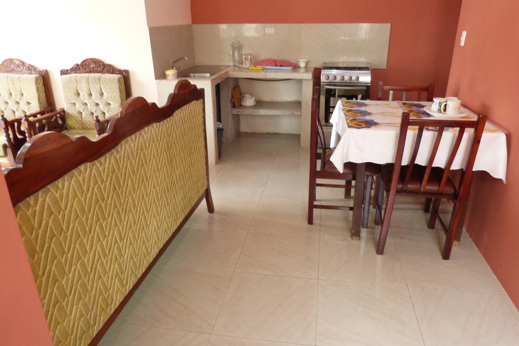 Hostal Terito Puerto Baquerizo Moreno Rom bilde